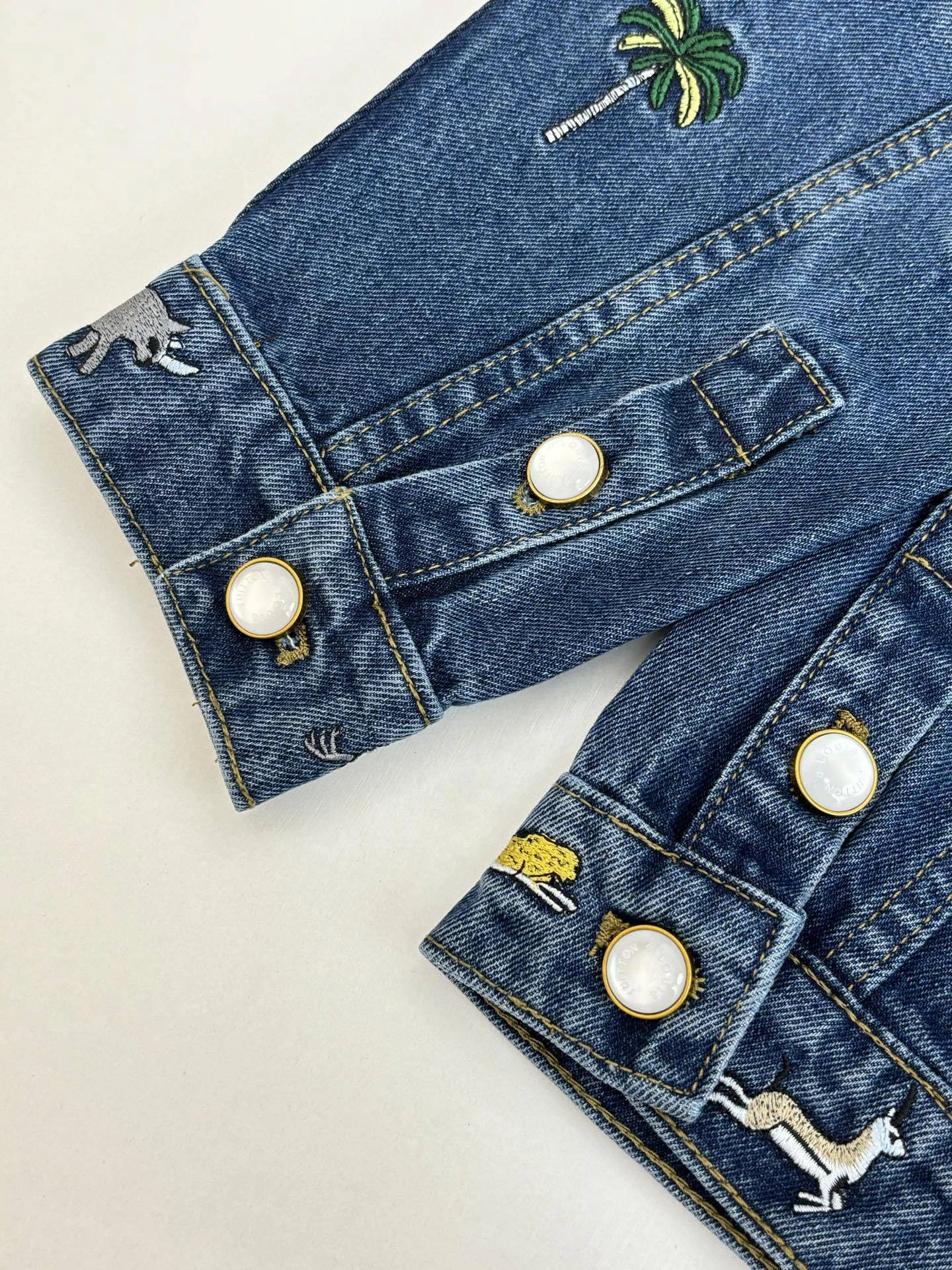 wg.luxury-- 8V embroidery item: E-F114I2824